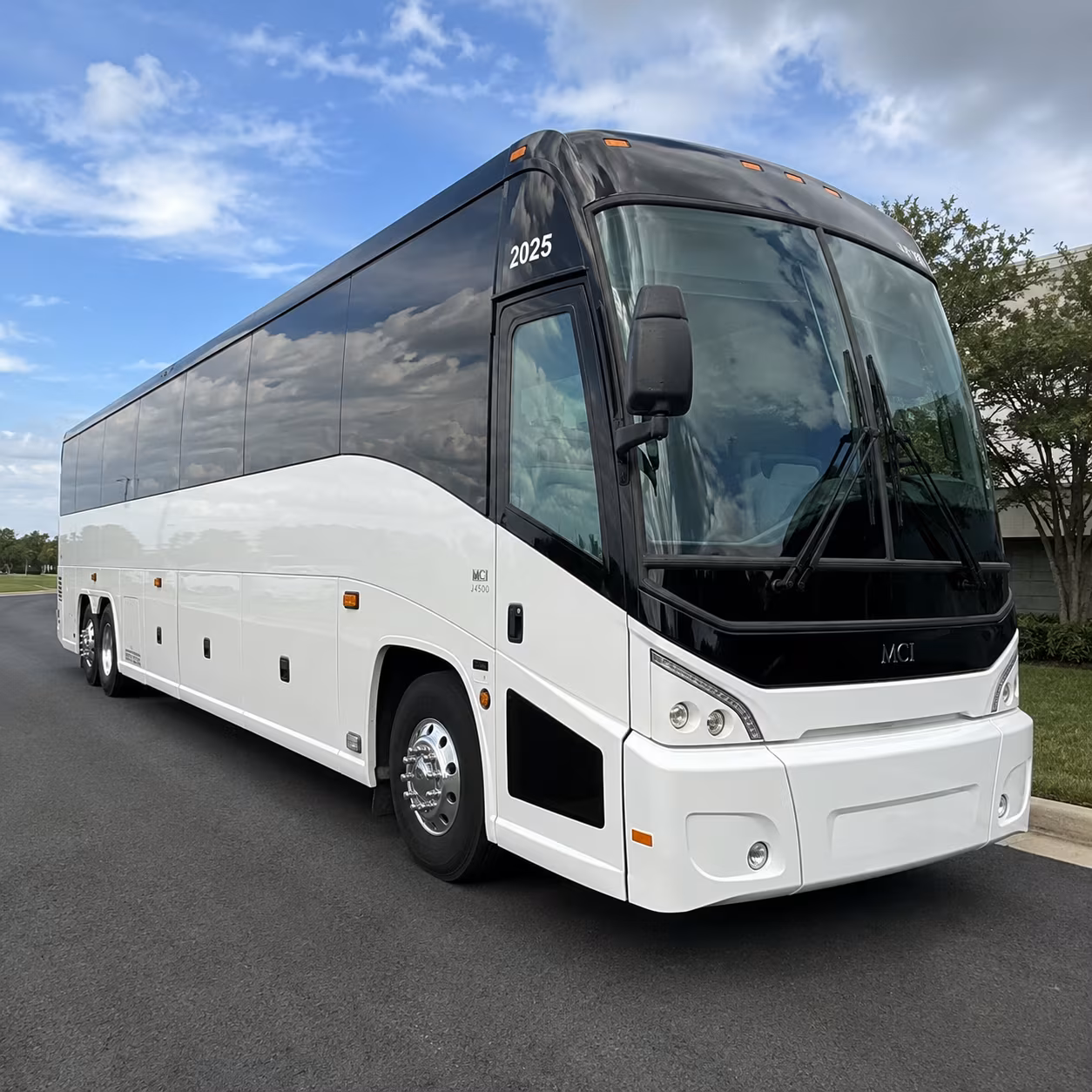 glendale comfortable charter bus rentals for glendale winery tours