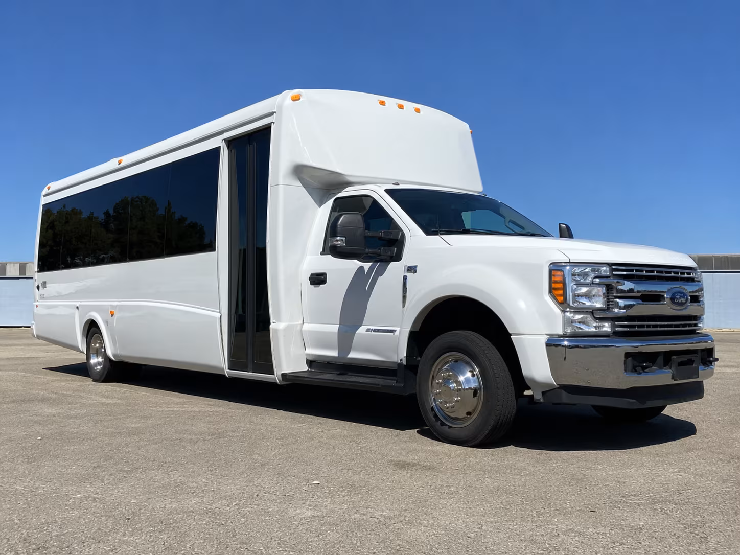 goodyear long distance charter buses for multi day group trips